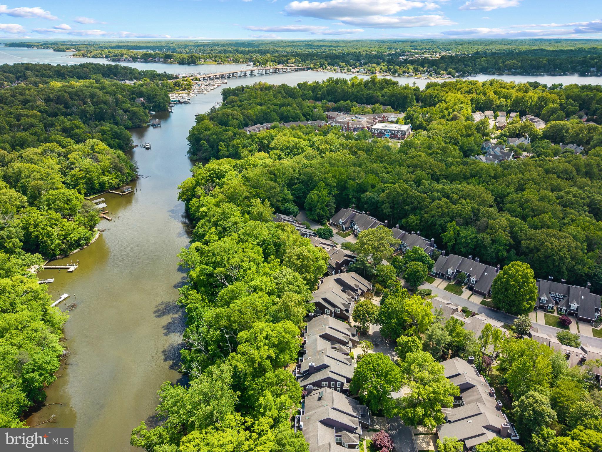 ANNAPOLIS TOWNHOME | 130 SUMMER VILLAGE DRIVE