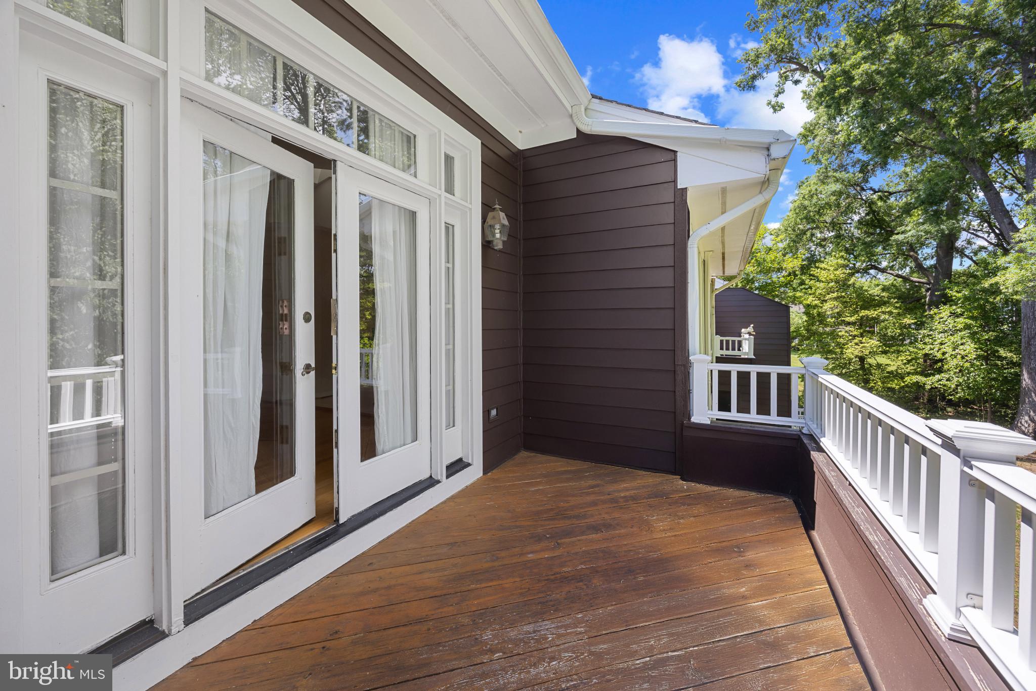 ANNAPOLIS TOWNHOME | 130 SUMMER VILLAGE DRIVE