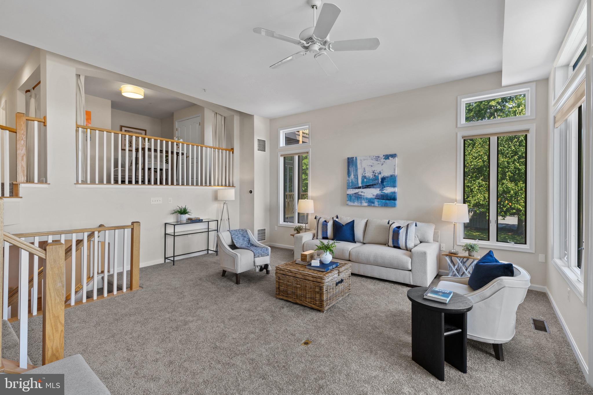 WATERFRONT LIFESTYLE IN CHESAPEAKE HARBOUR | 2002 DAKOTA PLACE 2A