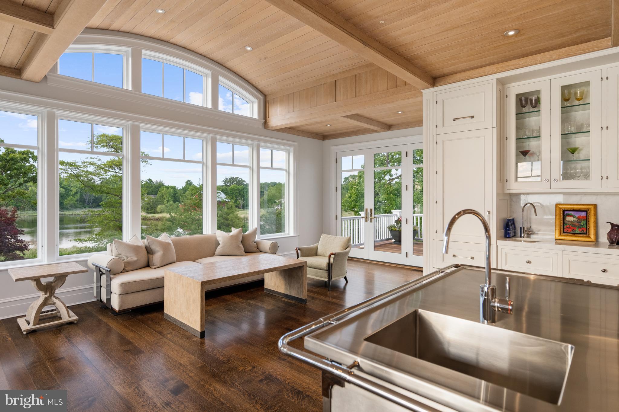 WATERFRONT LUXURY ON THE SOUTH RIVER | 3344 HARNESS CREEK ROAD