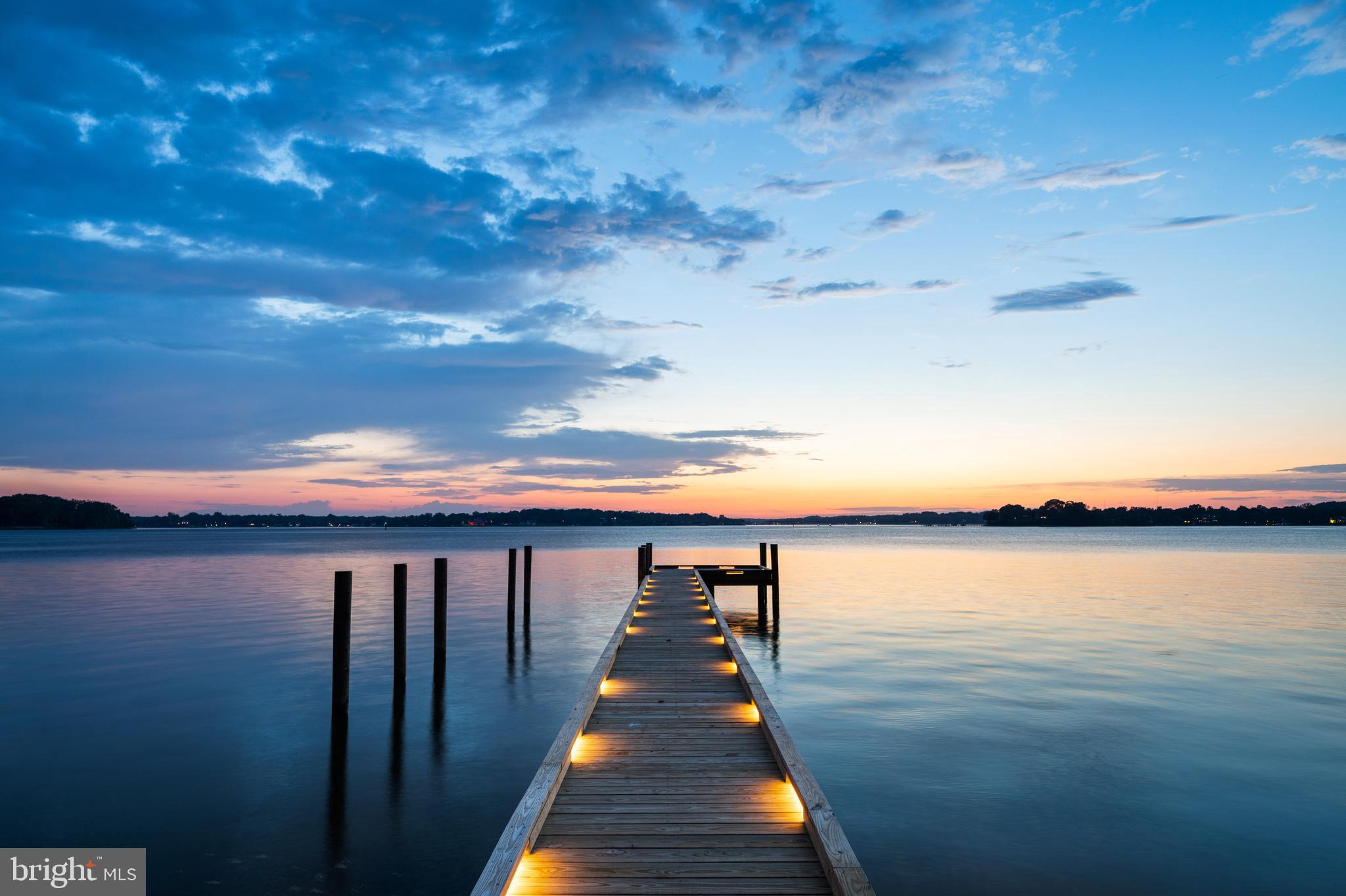 WATERFRONT LUXURY ON THE SOUTH RIVER | 3344 HARNESS CREEK ROAD