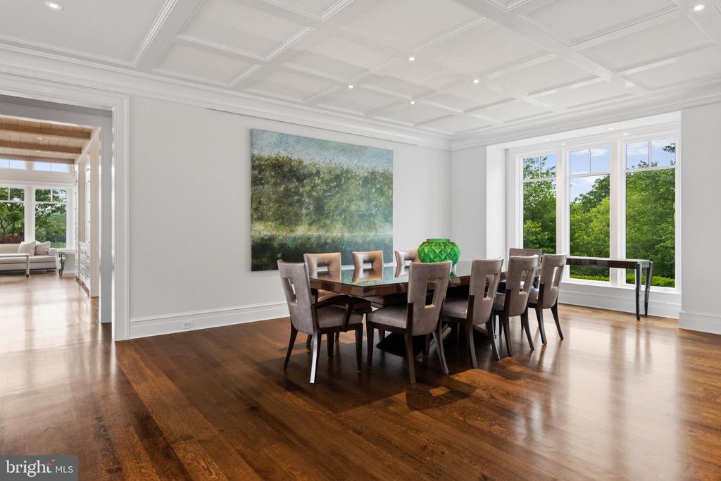 WATERFRONT LUXURY ON THE SOUTH RIVER | 3344 HARNESS CREEK ROAD