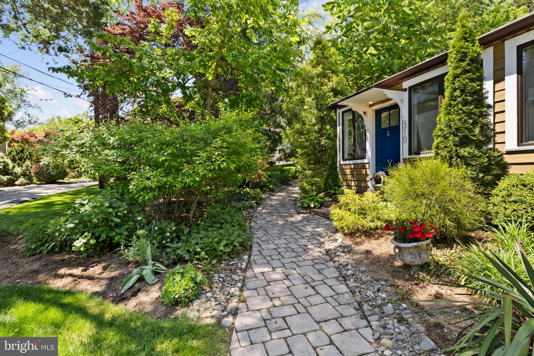 EPPING FOREST COTTAGE | 310 EPPING WAY