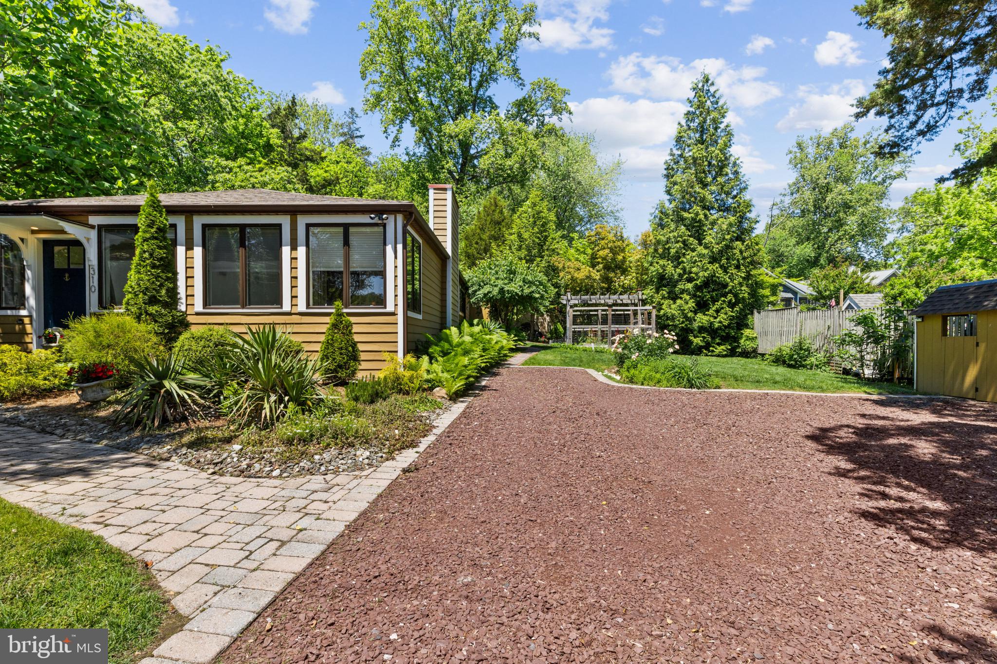 EPPING FOREST COTTAGE | 310 EPPING WAY