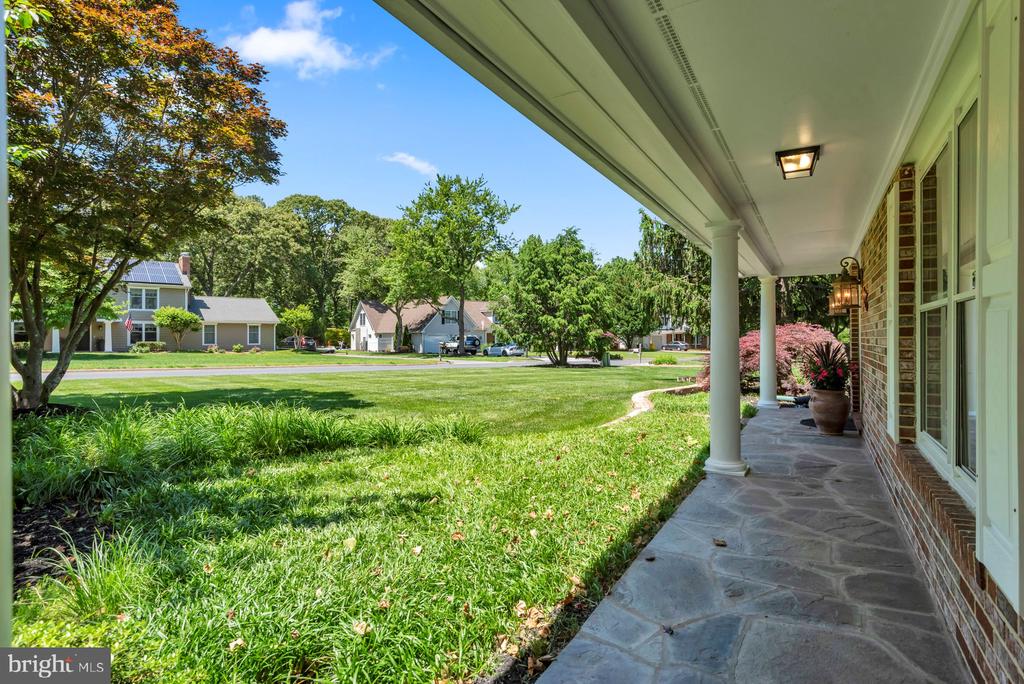 ULMSTEAD WATERFRONT | 893 MALLARD CIRCLE