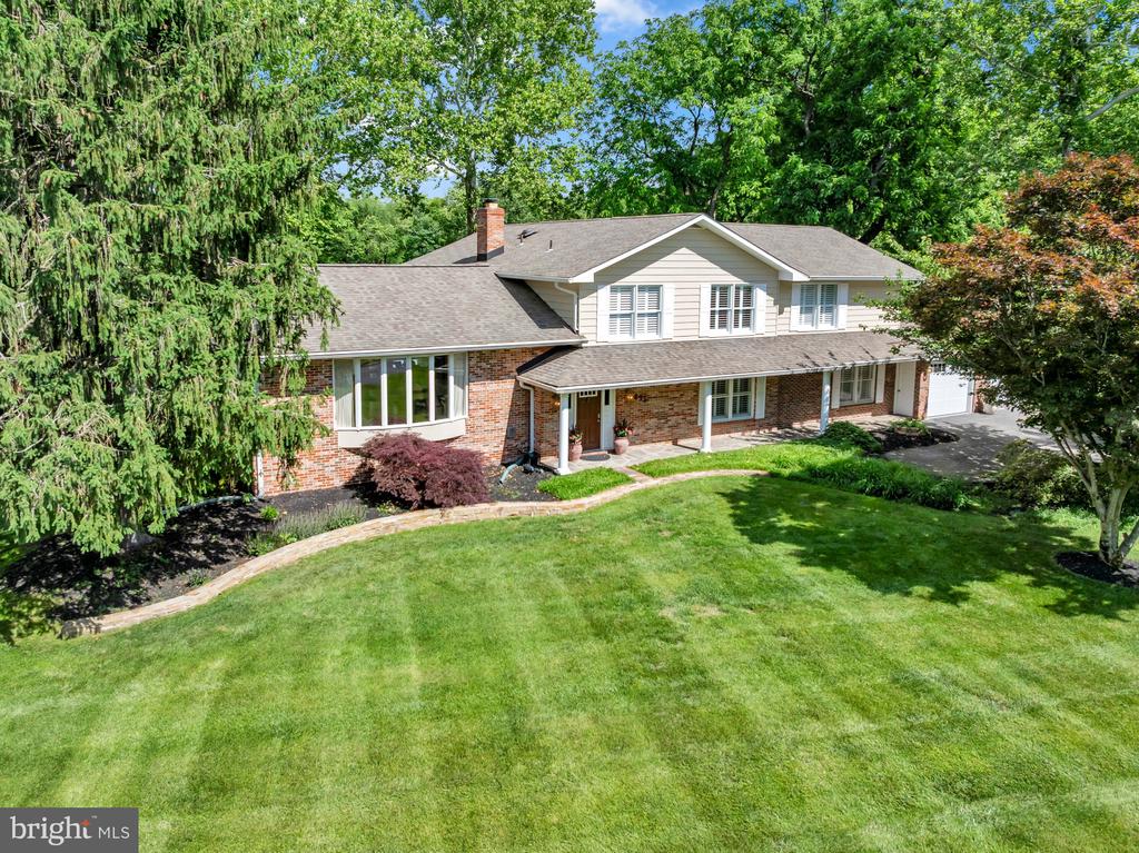 ULMSTEAD WATERFRONT | 893 MALLARD CIRCLE