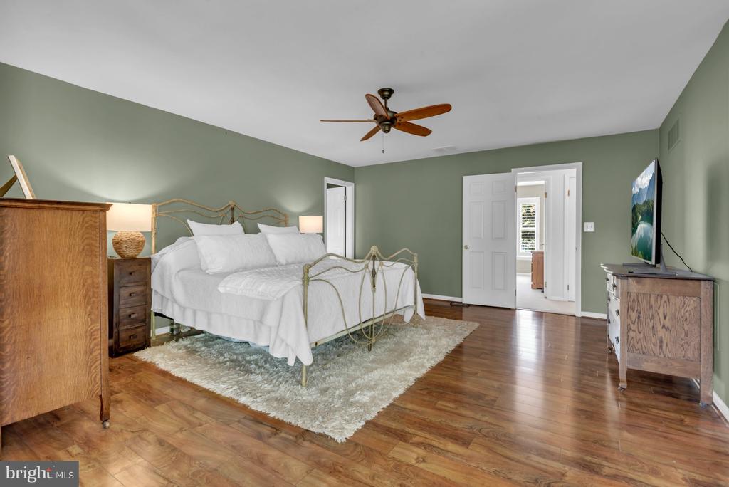 ULMSTEAD WATERFRONT | 893 MALLARD CIRCLE