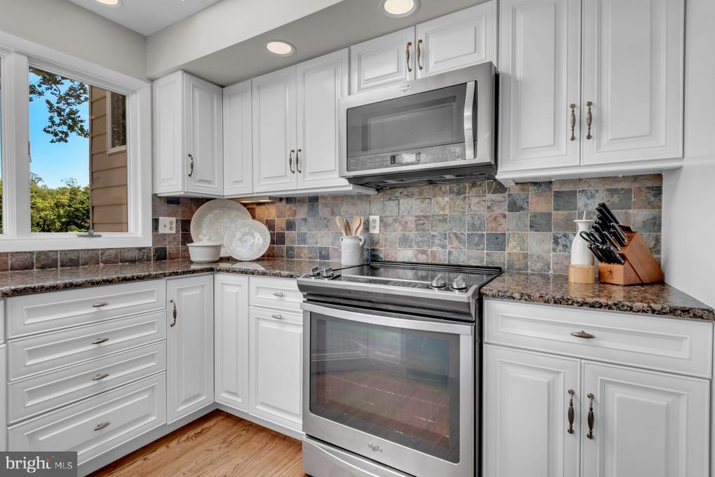 ULMSTEAD WATERFRONT | 893 MALLARD CIRCLE