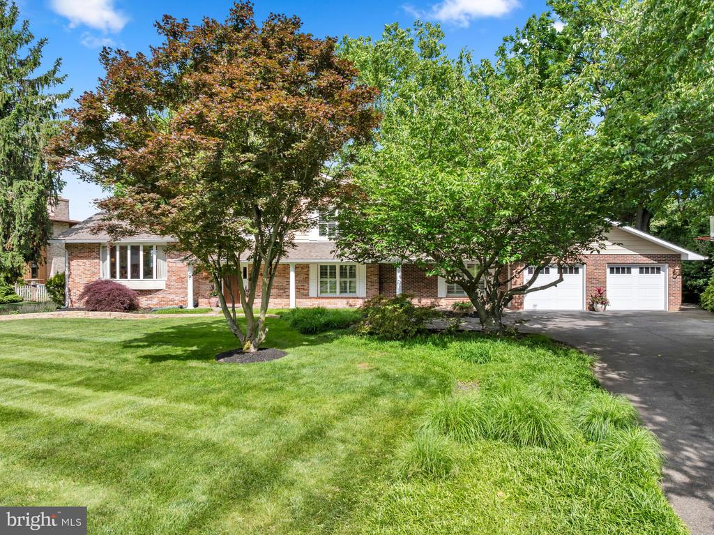 ULMSTEAD WATERFRONT | 893 MALLARD CIRCLE