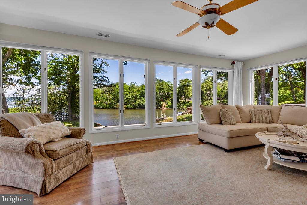 ULMSTEAD WATERFRONT | 893 MALLARD CIRCLE