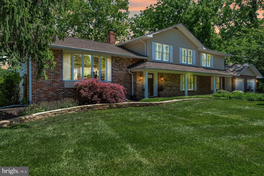 ULMSTEAD WATERFRONT | 893 MALLARD CIRCLE