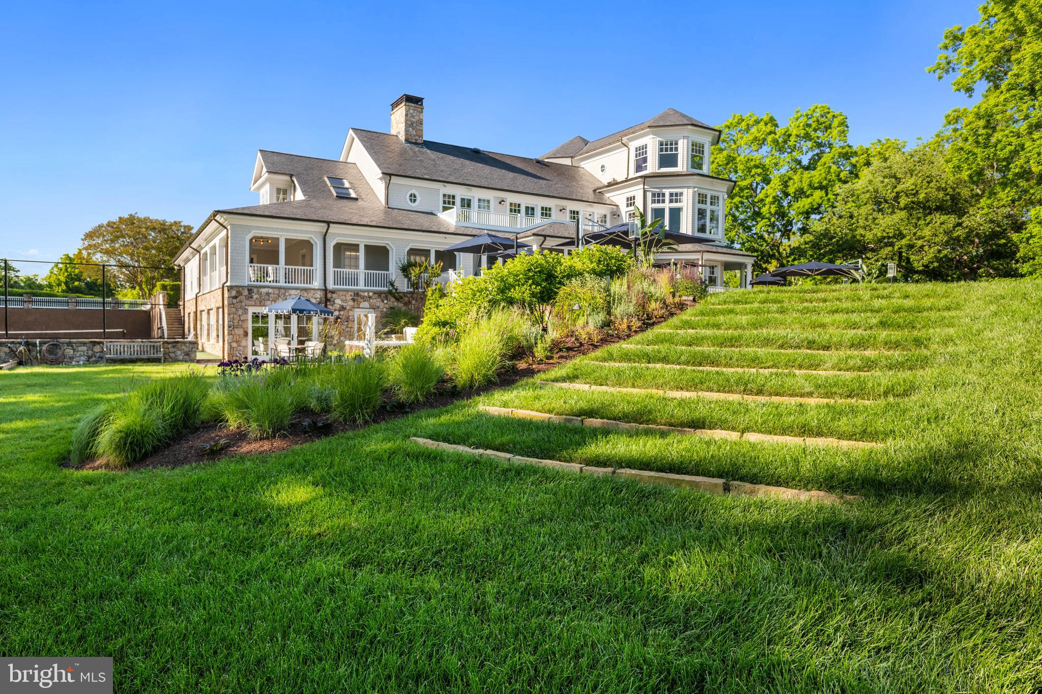2045 MAIDSTONE FARM ROAD