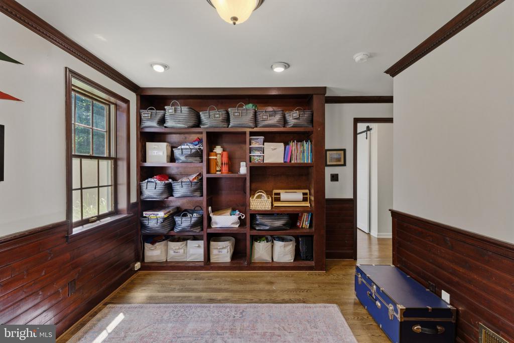 PENDENNIS MOUNT | 1915 DULANEY PLACE