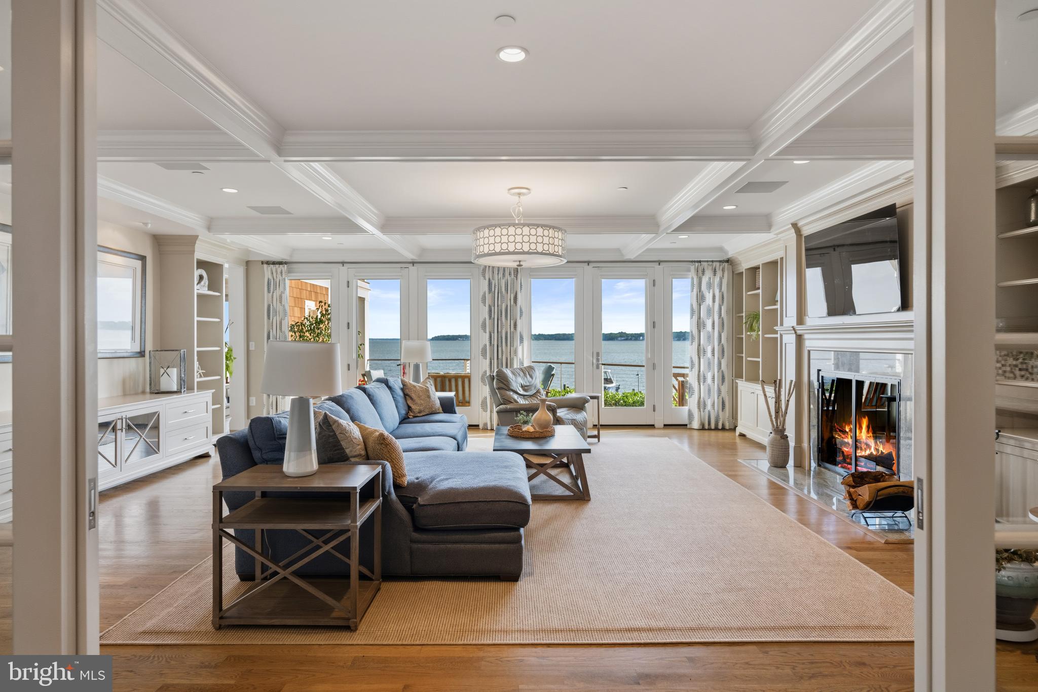SOUTH RIVER WATERFRONT | 3728 RAMSGATE DRIVE