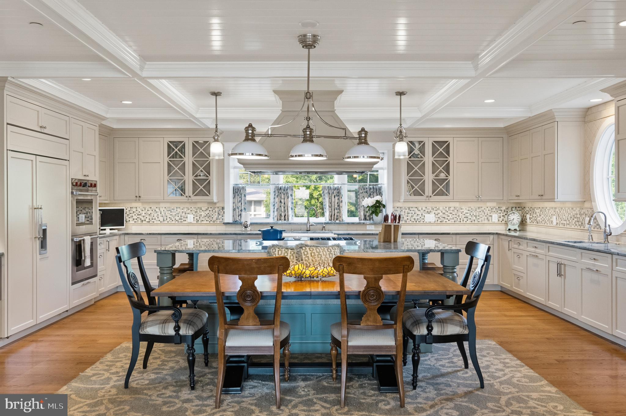 SOUTH RIVER WATERFRONT | 3728 RAMSGATE DRIVE