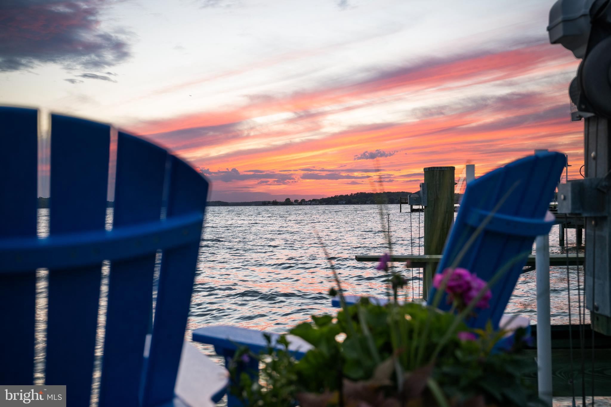 SOUTH RIVER WATERFRONT | 3728 RAMSGATE DRIVE