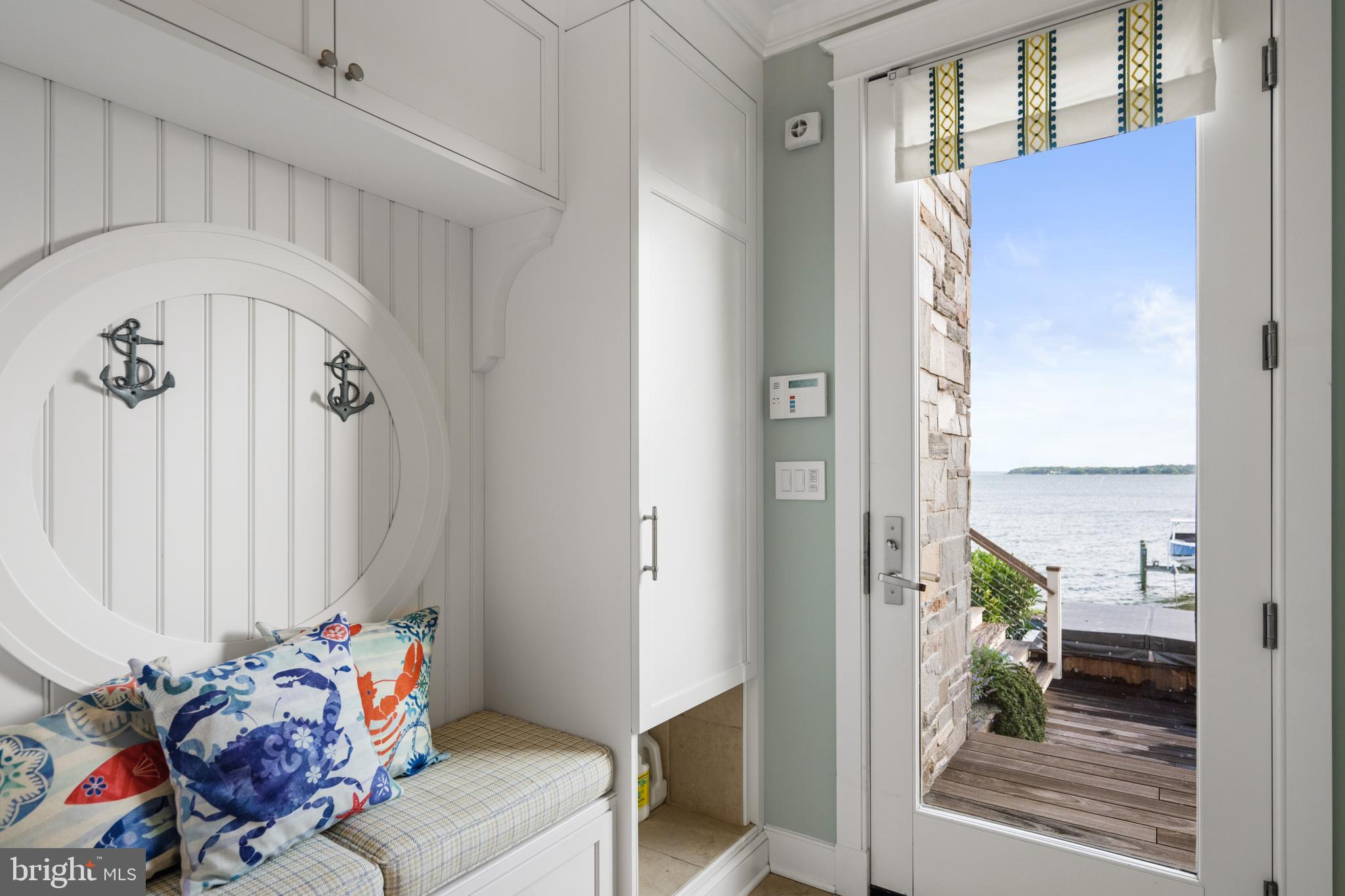 SOUTH RIVER WATERFRONT | 3728 RAMSGATE DRIVE