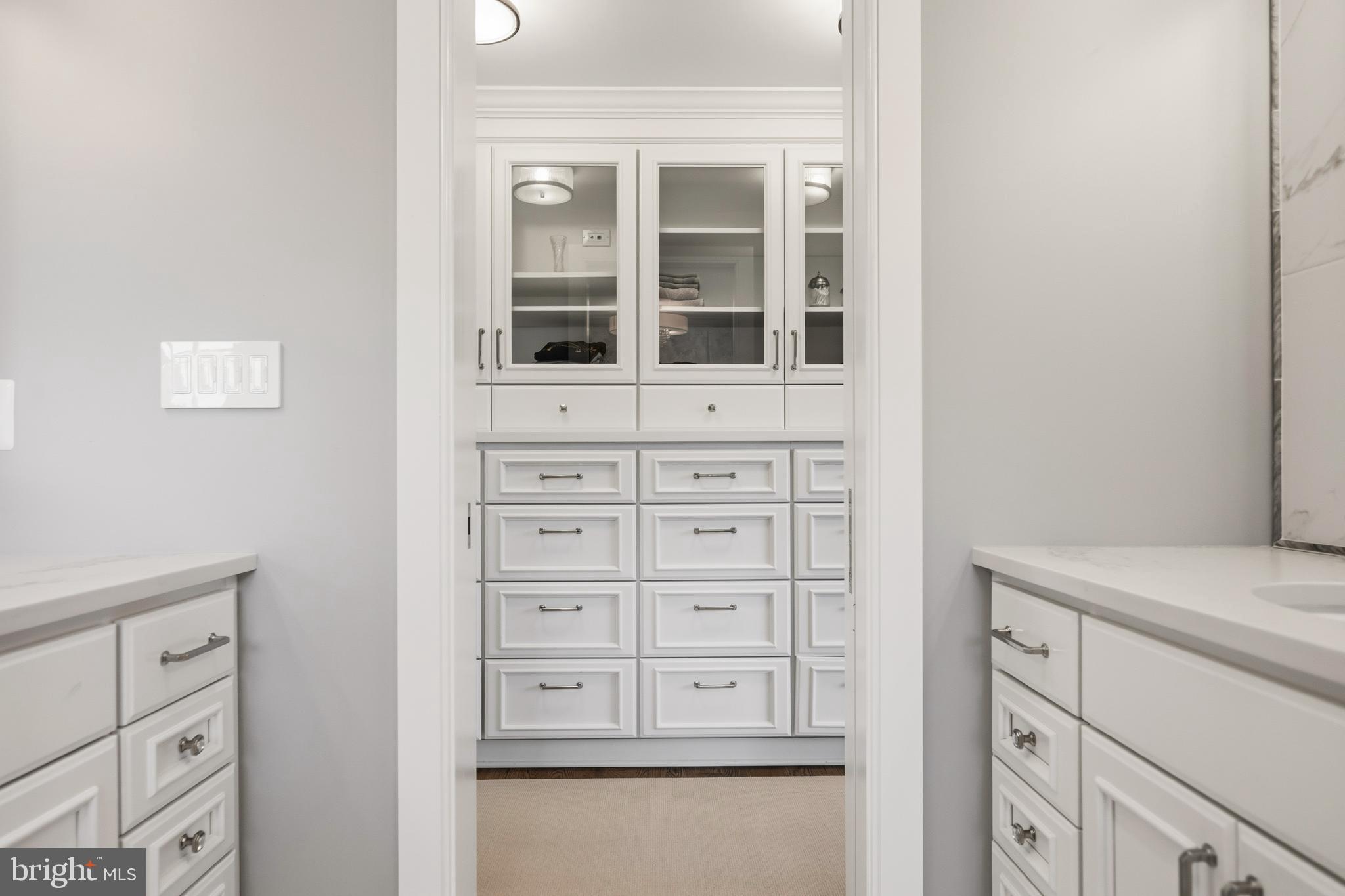 SOUTH RIVER WATERFRONT | 3728 RAMSGATE DRIVE