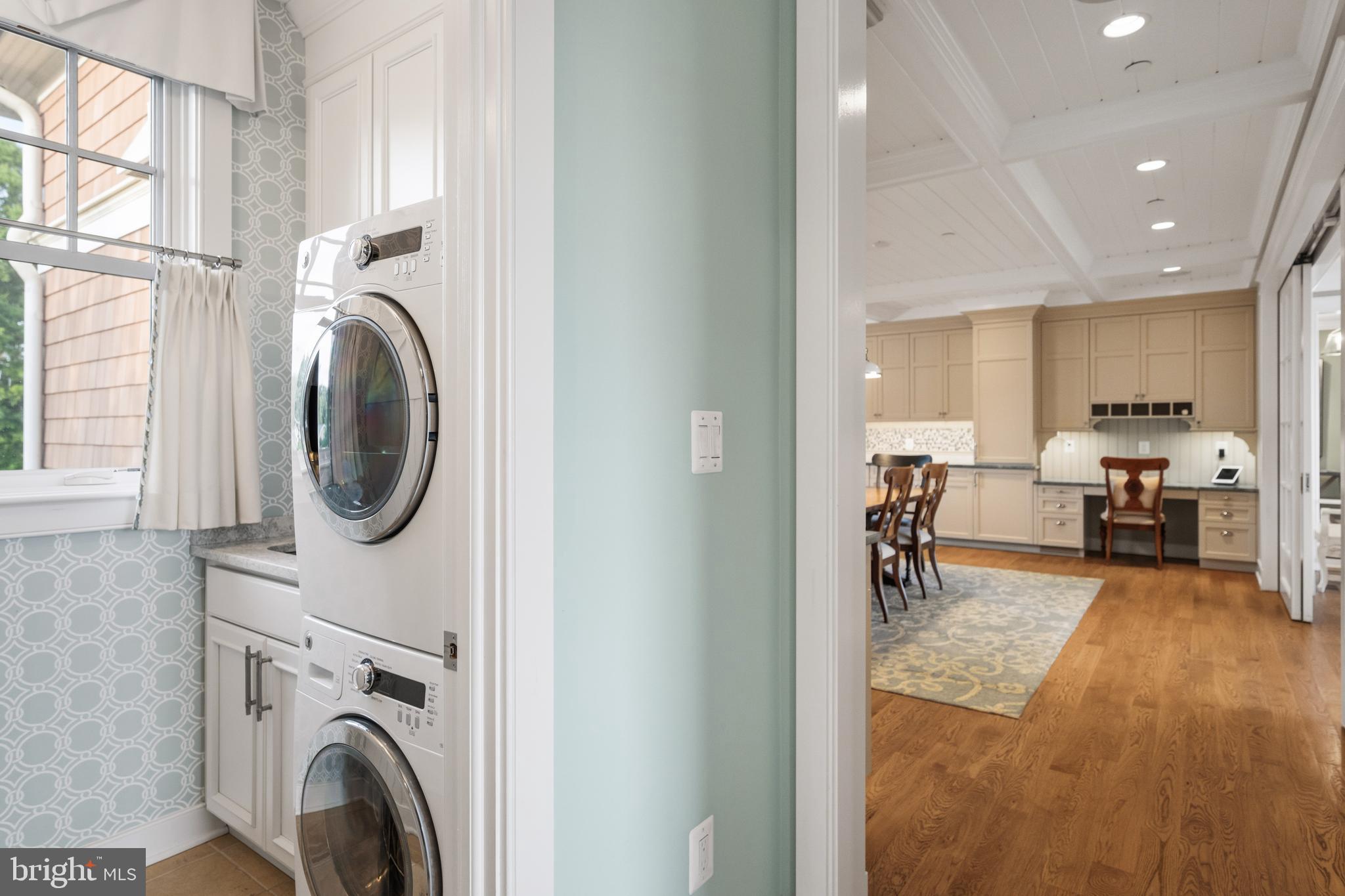SOUTH RIVER WATERFRONT | 3728 RAMSGATE DRIVE