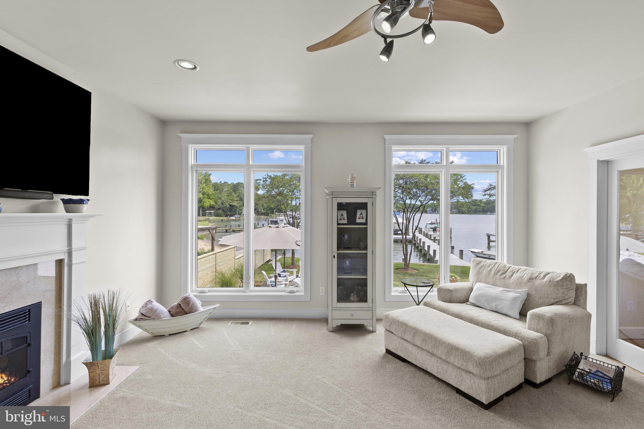 3733 THOMAS POINT ROAD