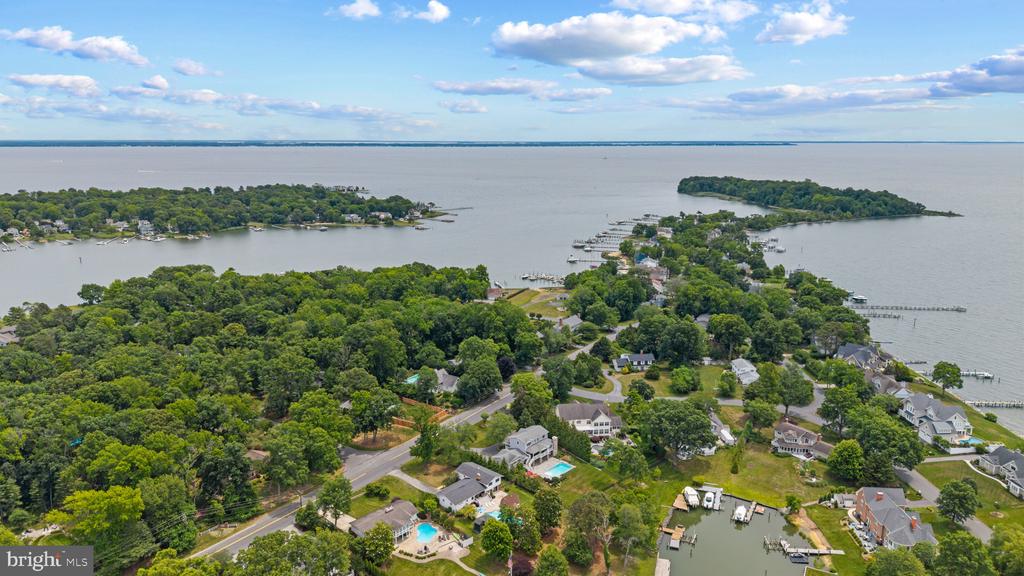 FISHING CREEK WATERFRONT | 3733 THOMAS POINT ROAD
