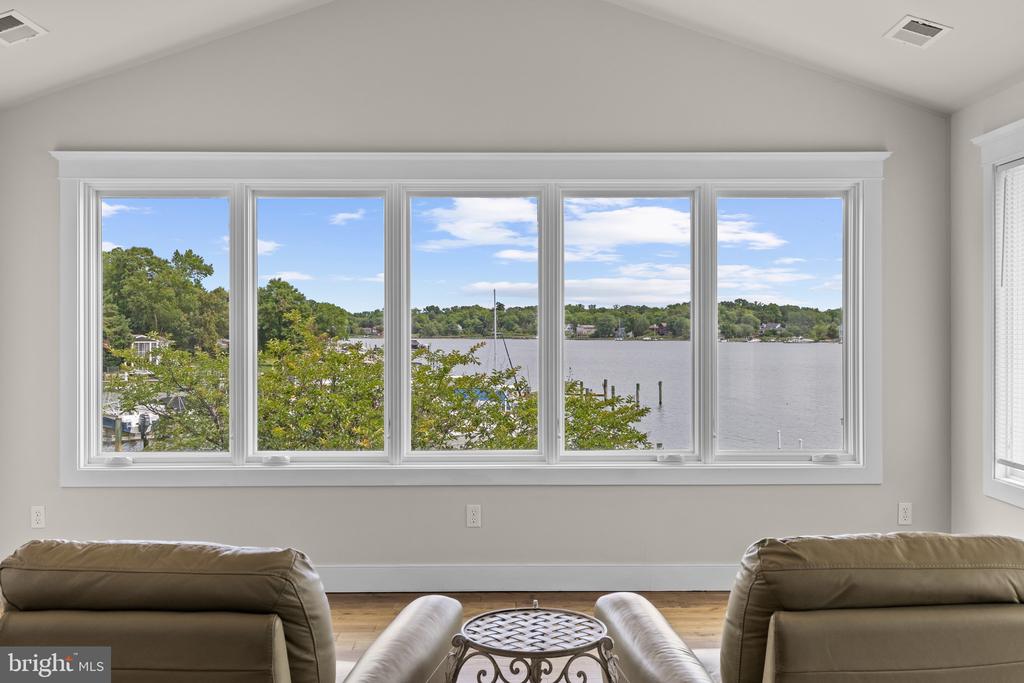 FISHING CREEK WATERFRONT | 3733 THOMAS POINT ROAD