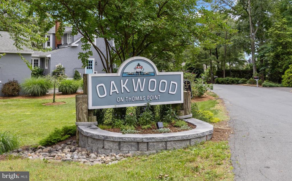 FISHING CREEK WATERFRONT | 3733 THOMAS POINT ROAD