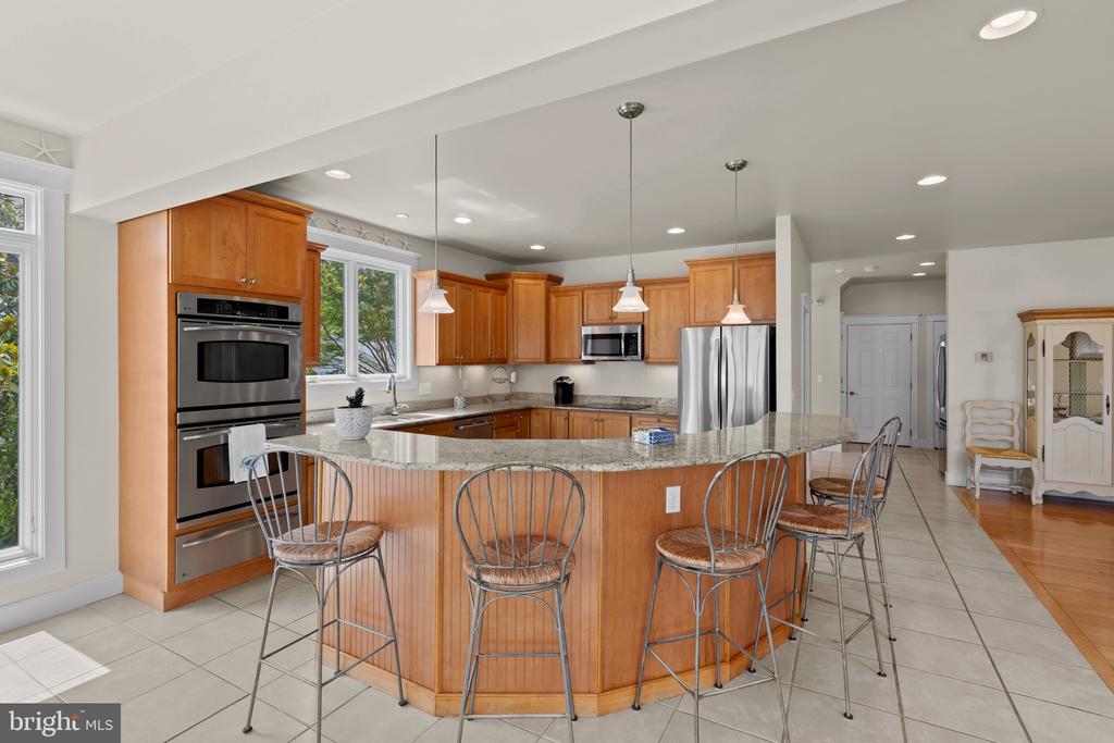 FISHING CREEK WATERFRONT | 3733 THOMAS POINT ROAD