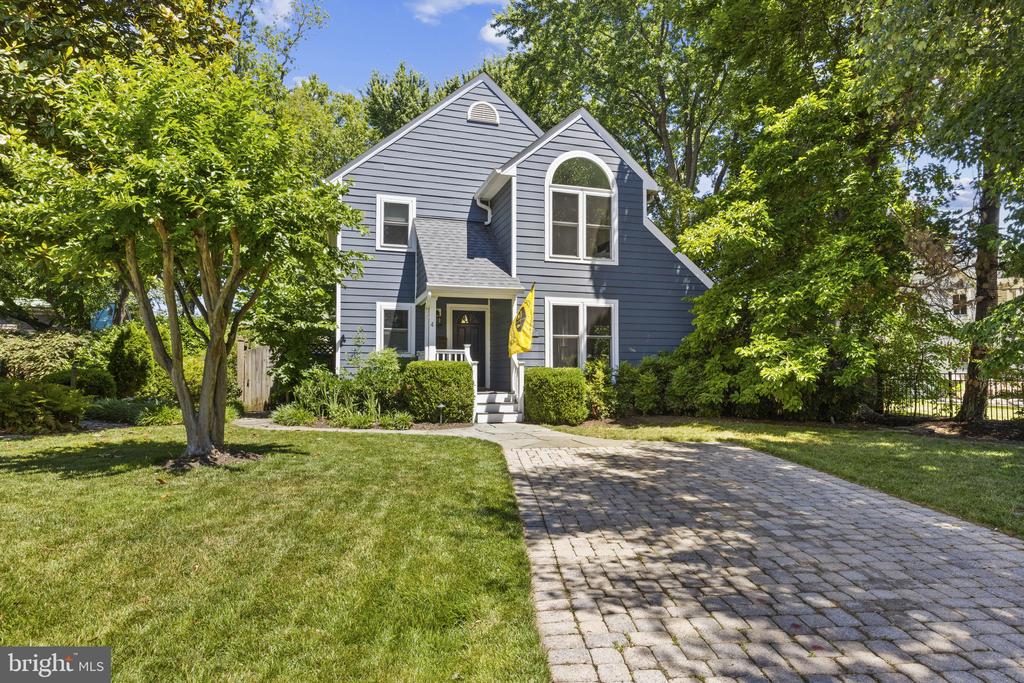 EASTPORT | 4 KELLY COURT