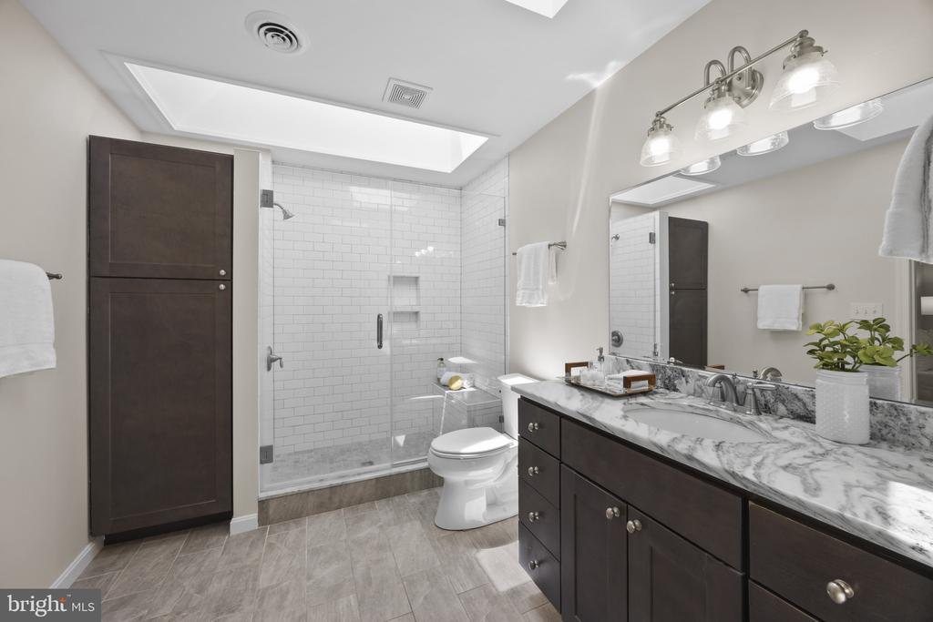 EASTPORT | 4 KELLY COURT
