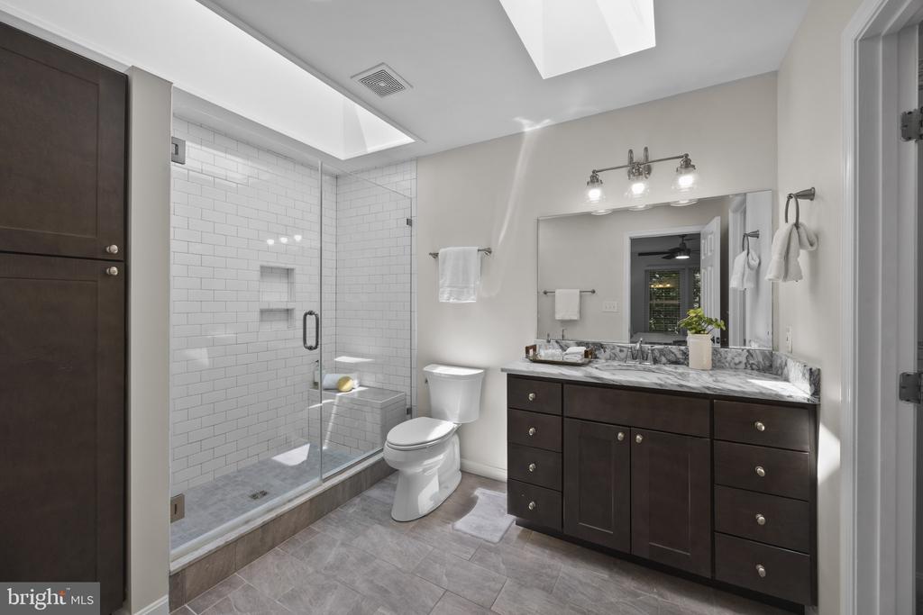 EASTPORT | 4 KELLY COURT