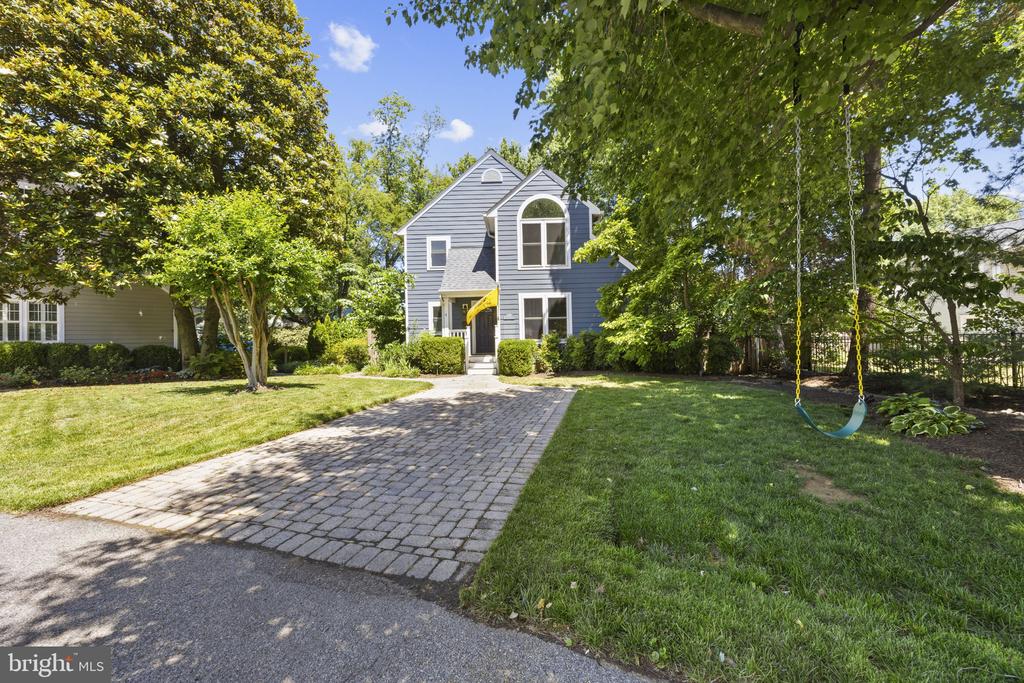 EASTPORT | 4 KELLY COURT
