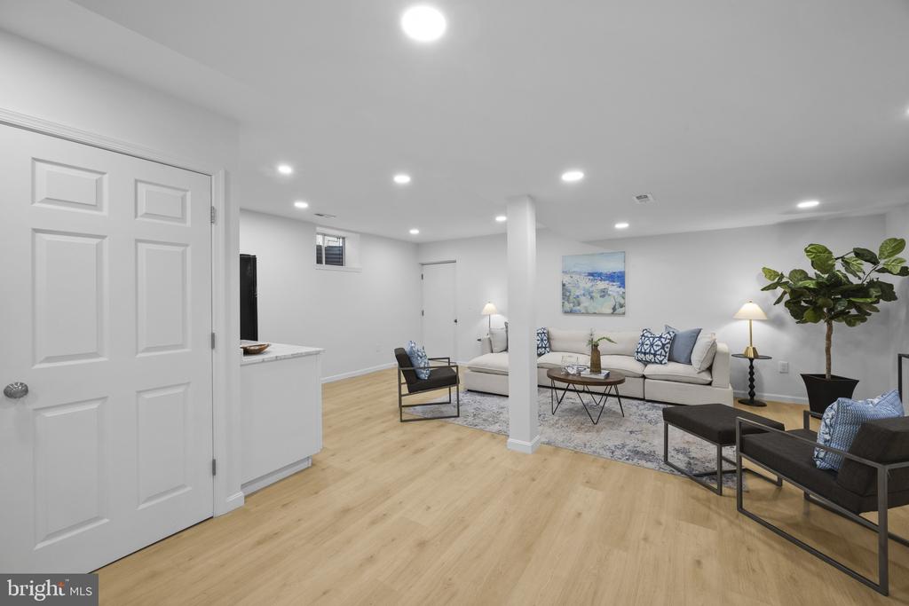 EASTPORT | 4 KELLY COURT