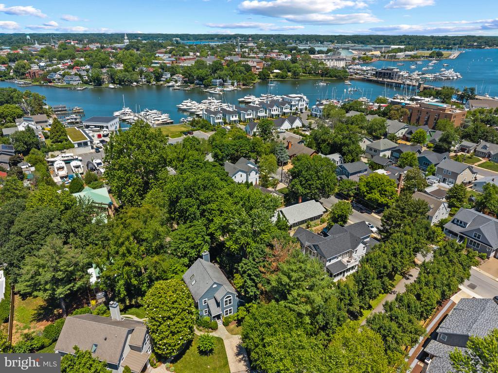 EASTPORT | 4 KELLY COURT
