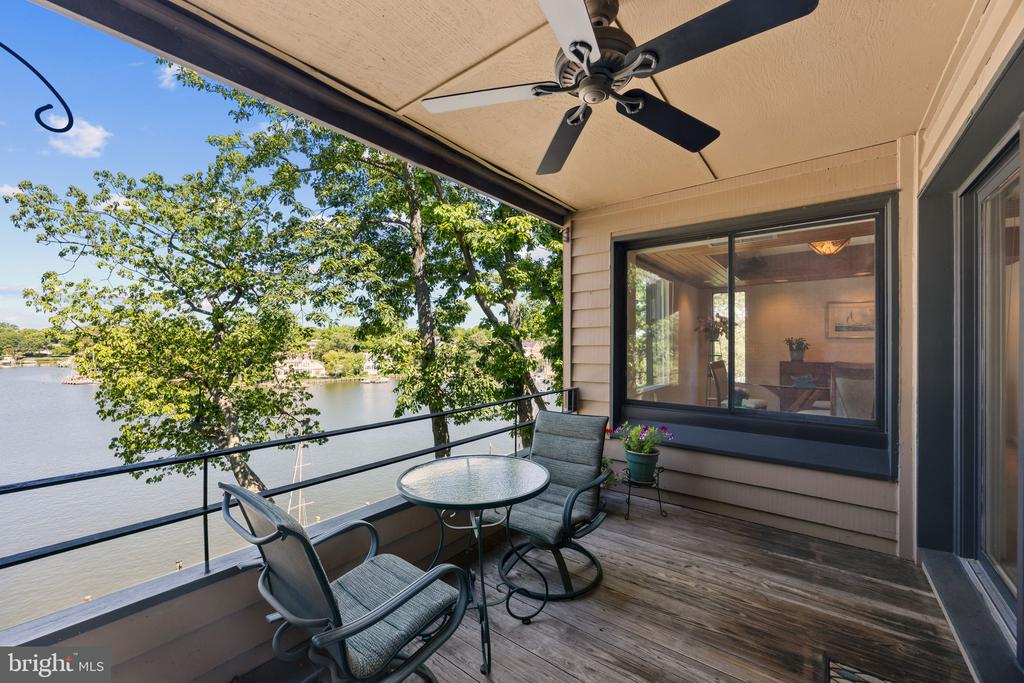 EASTPORT CONDO | 6 PRESIDENT POINT DRIVE B3