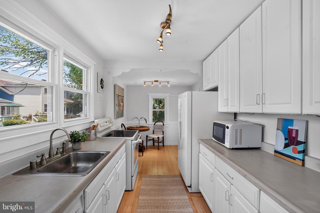 513 FIFTH STREET