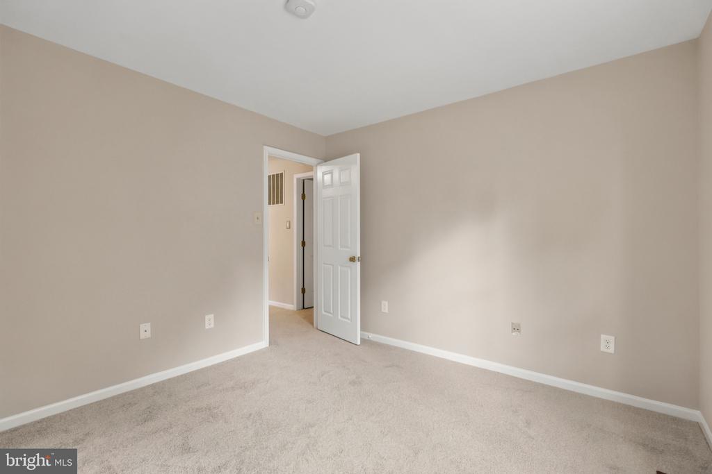 CROFTON WOODS | 1660 PATRICE CIRCLE