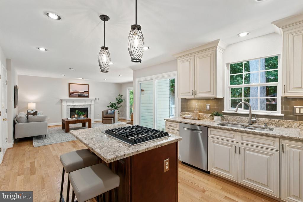 CROFTON WOODS | 1660 PATRICE CIRCLE