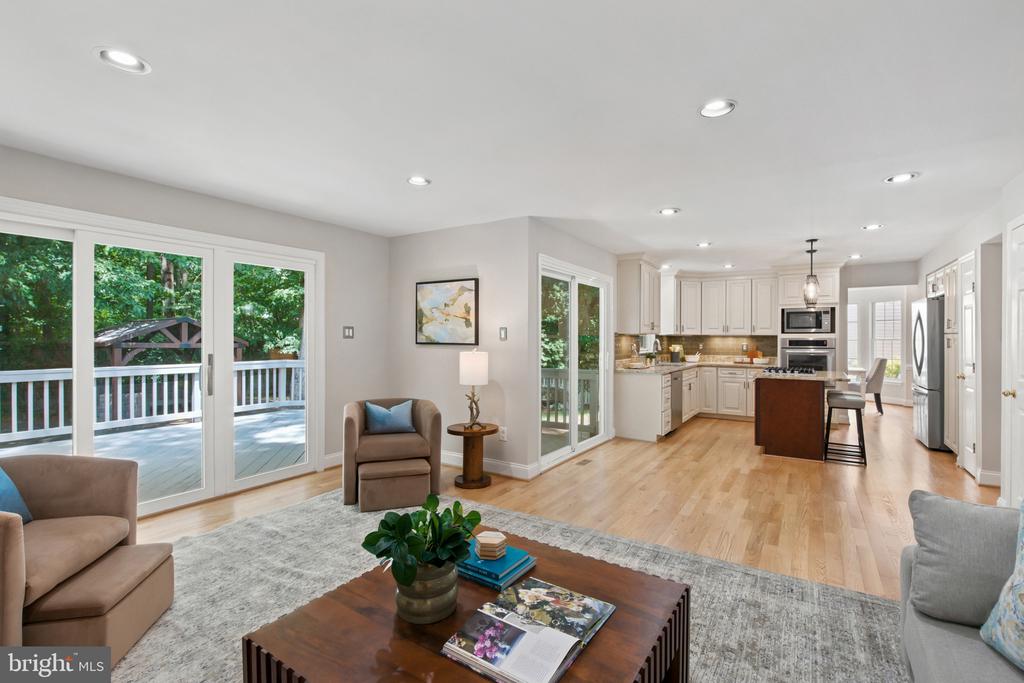 CROFTON WOODS | 1660 PATRICE CIRCLE