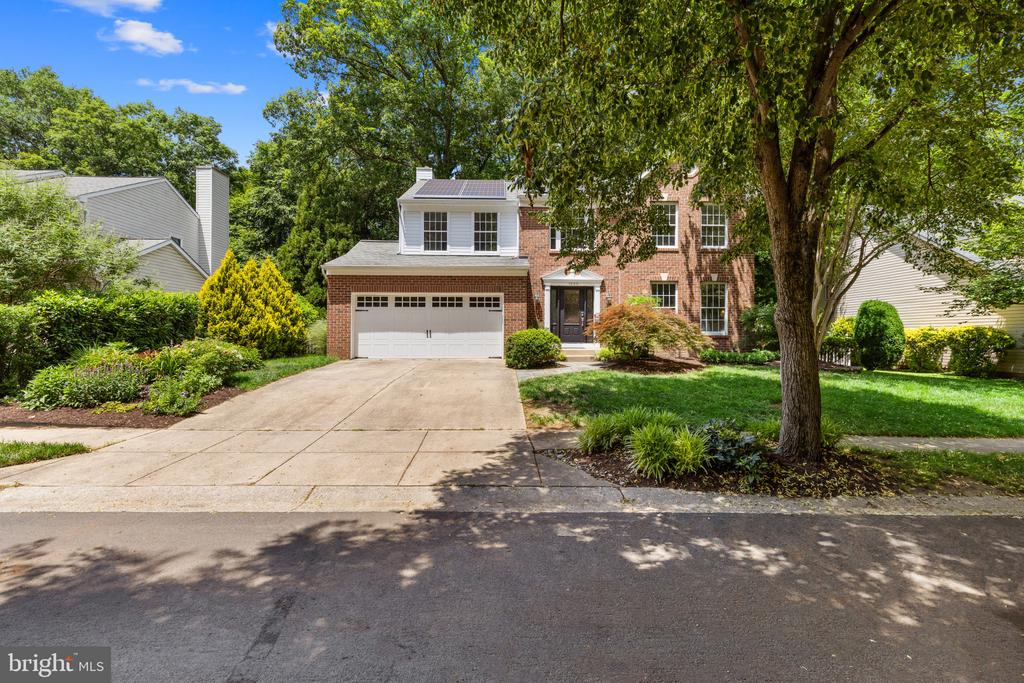 CROFTON WOODS | 1660 PATRICE CIRCLE
