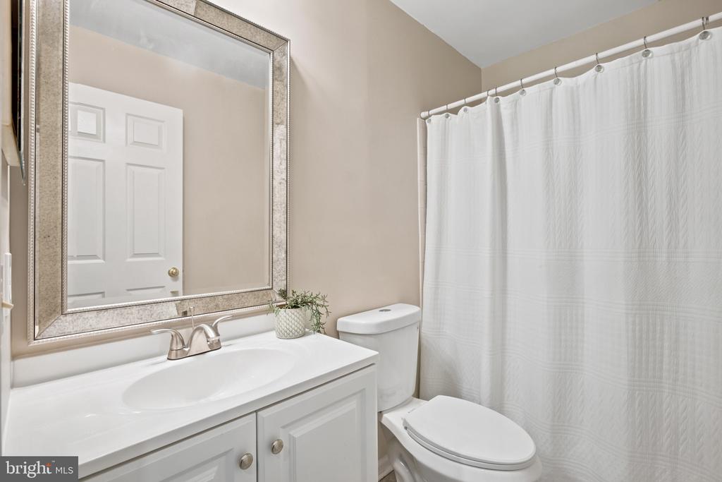 CROFTON WOODS | 1660 PATRICE CIRCLE
