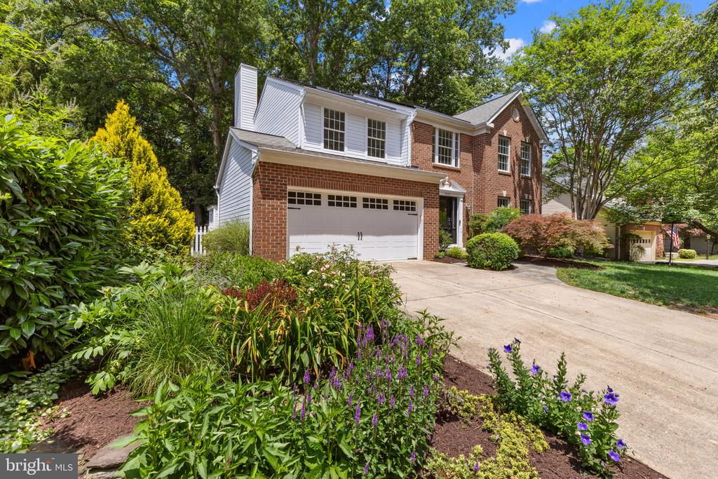 CROFTON WOODS | 1660 PATRICE CIRCLE