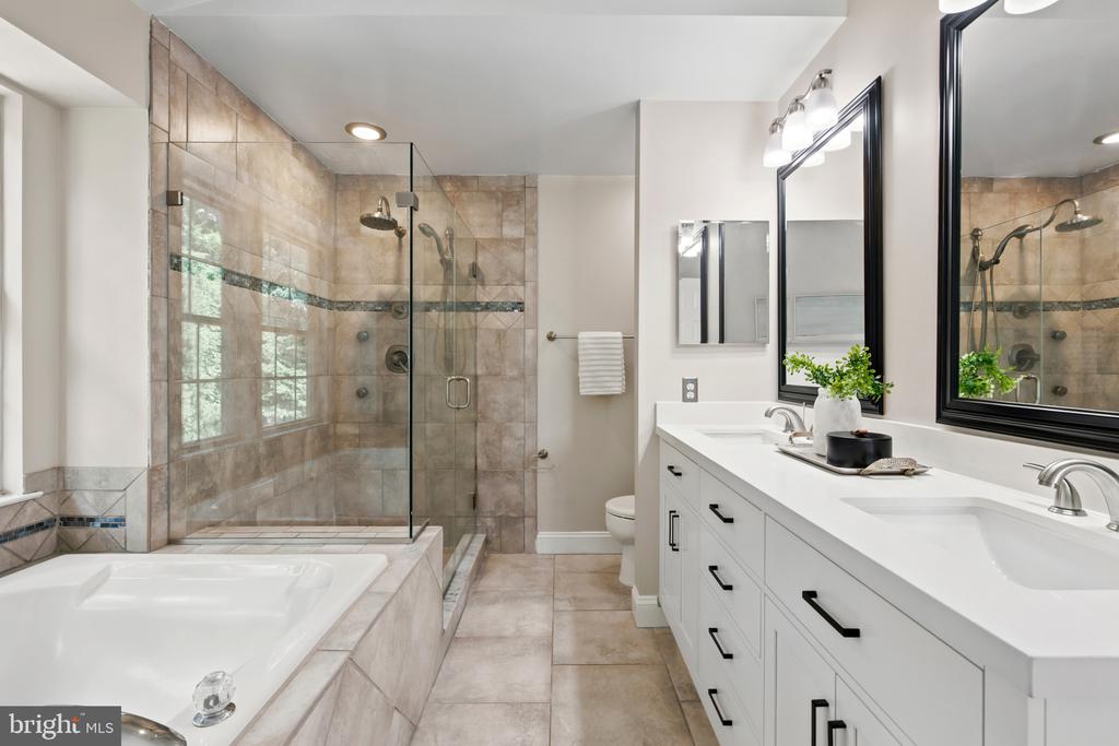 CROFTON WOODS | 1660 PATRICE CIRCLE