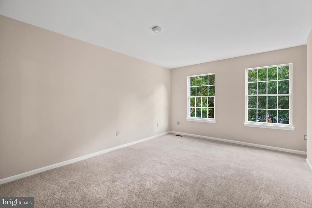 CROFTON WOODS | 1660 PATRICE CIRCLE