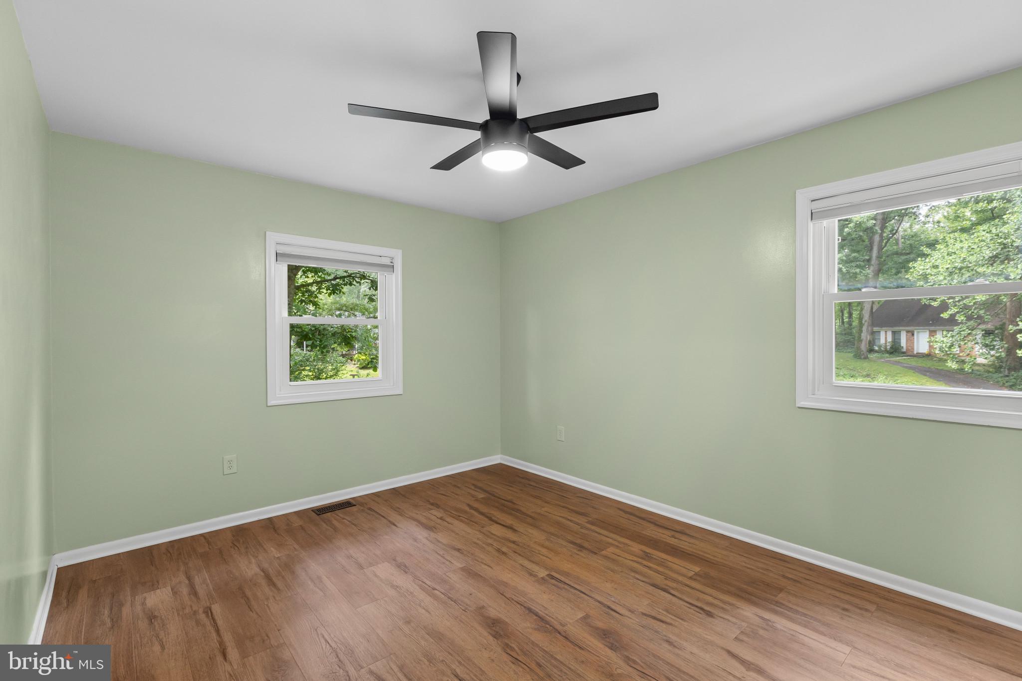 ROLLING KNOLLS | 617 WAYWARD DRIVE