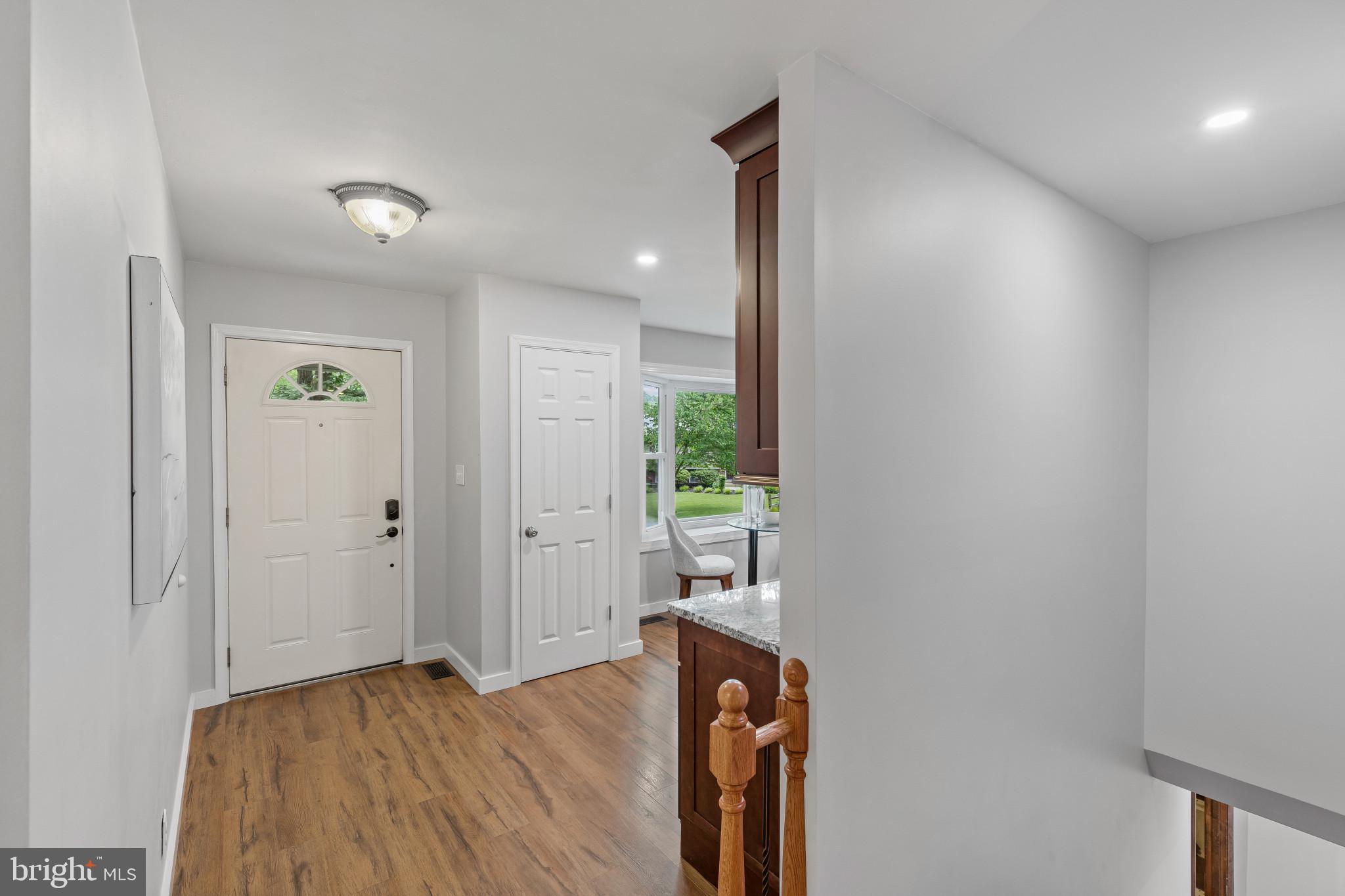 ROLLING KNOLLS | 617 WAYWARD DRIVE