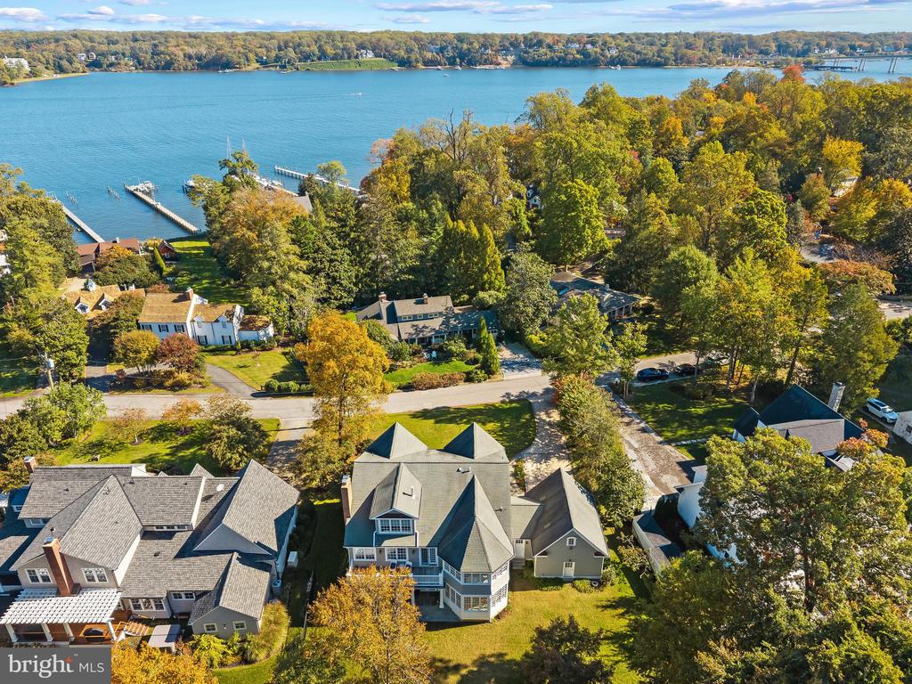 WEST ANNAPOLIS WATER VIEWS | 219 WARDOUR DRIVE