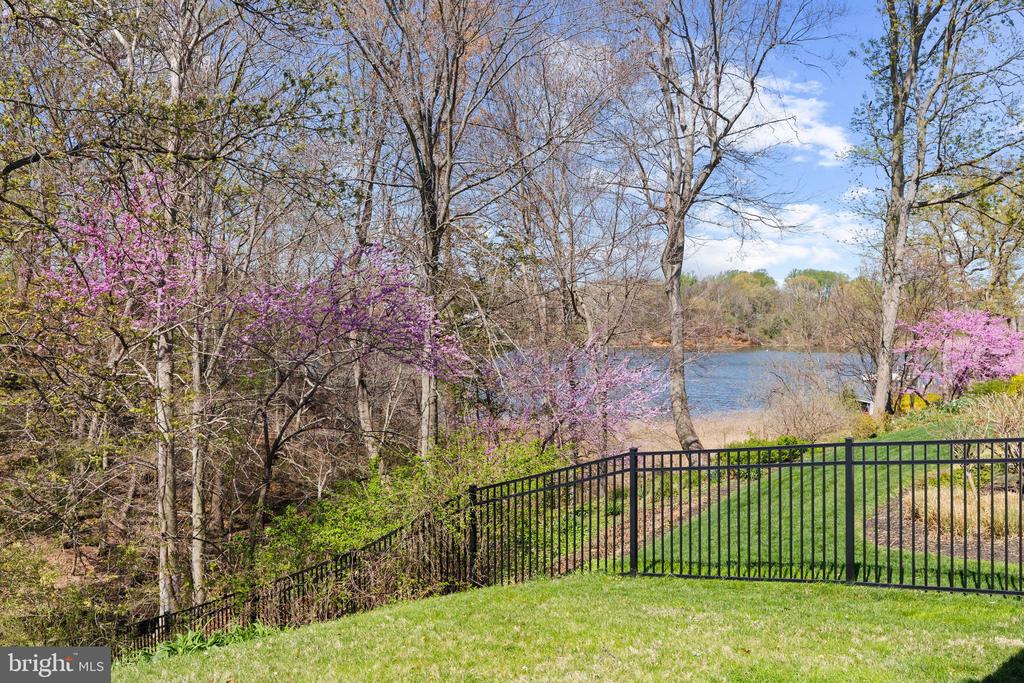WEST ANNAPOLIS WATER VIEWS | 219 WARDOUR DRIVE