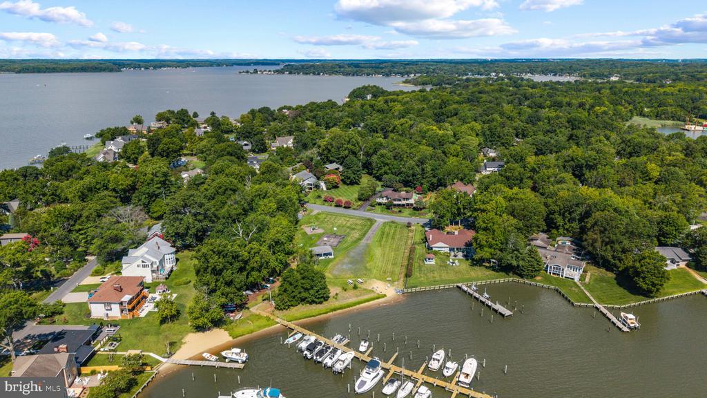 FISHING CREEK WATER VIEWS | 1527 GORDON COVE DRIVE
