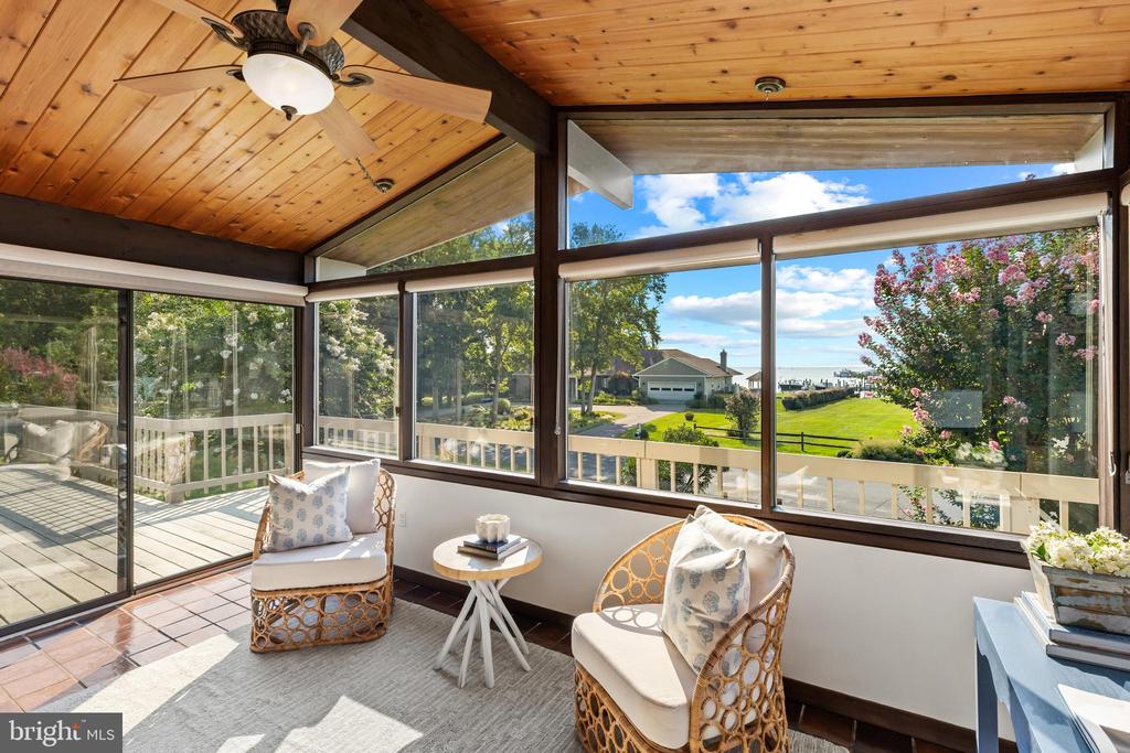 FISHING CREEK WATER VIEWS | 1527 GORDON COVE DRIVE